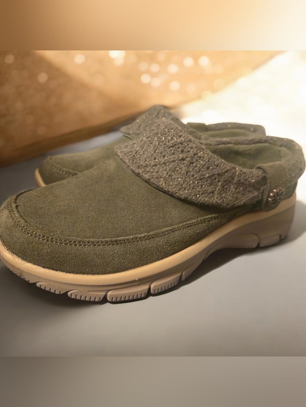 Women's Skechers Air Cooled Memory Foam Relax Fit Slip On Shoes Size 7 New
